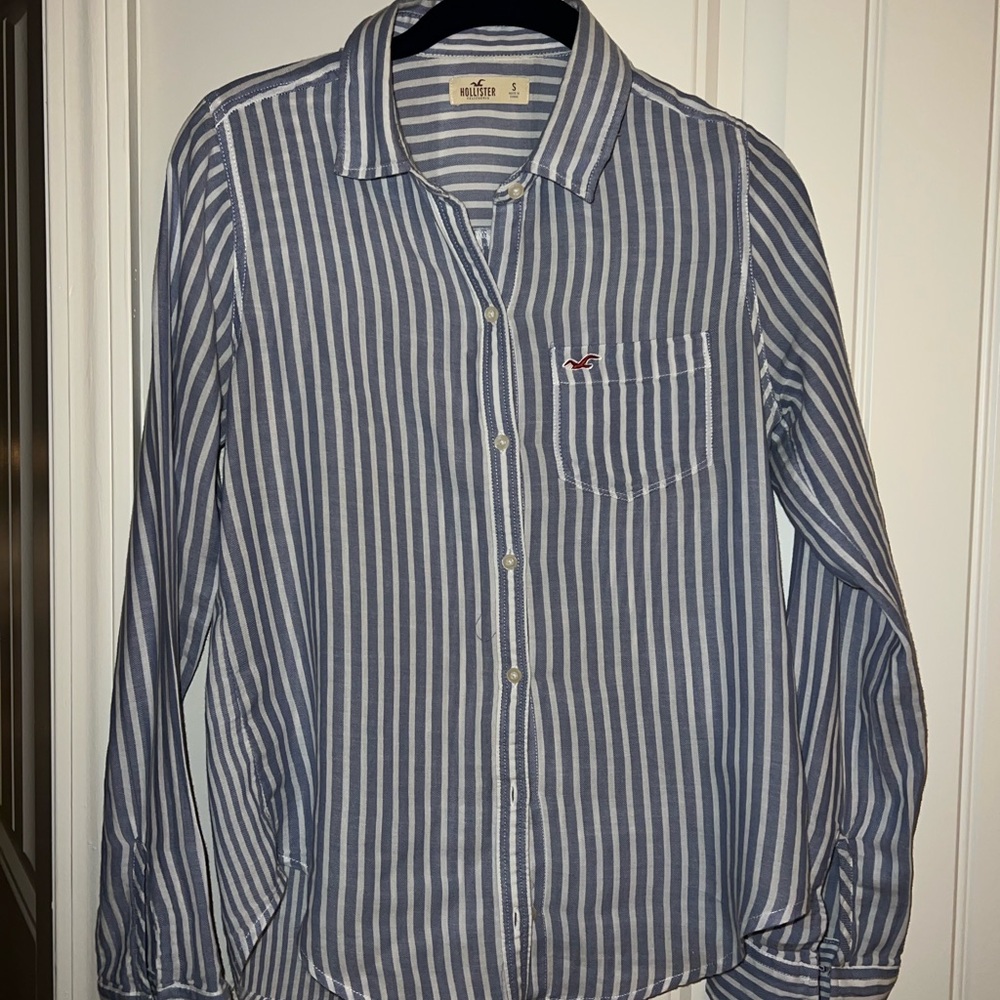 Hollister women’s White and Blue Striped Shirt. Size S.